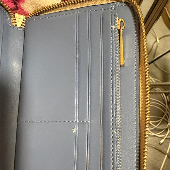 Tory Burch Wallet - Picture 7 of 8